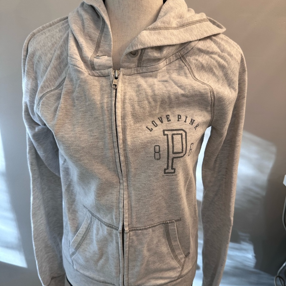PINK Victoria's Secret Gray Zip-Up Hoodie Sweatshirt